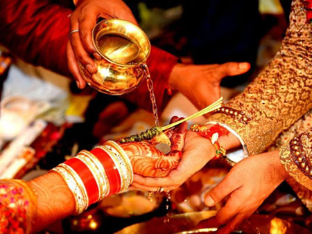 ಮದುವೆಗಳಲ್ಲಿನ ಅತಿರೇಕಗಳು: ತಪ್ಪದೇ ಓದಿ…