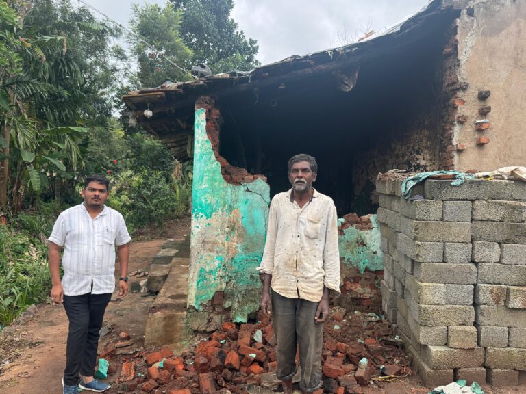 ಕುಶಾಲನಗರ : ಭಾರಿ ಮಳೆಗೆ ಕುಸಿದು ಬಿದ್ದ ಮನೆ ಗೋಡೆ