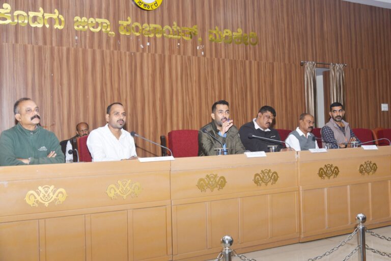 ಪ್ರವಾಹ ಹಾಗೂ ಸೂಕ್ಷ್ಮ ಪ್ರದೇಶದ ಜನರ ಸುರಕ್ಷತೆಗೆ ಒತ್ತು ನೀಡಿ: ಡಾ.ಮಂತರ್ ಗೌಡ