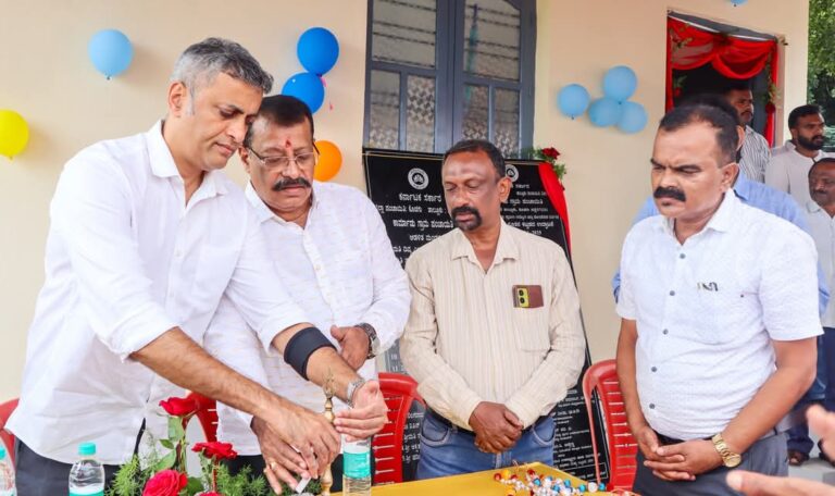 ಮನರೇಗಾ ಅಂಗನವಾಡಿ ಕೇಂದ್ರ ಉದ್ಘಾಟಿಸಿದ ಶಾಸಕ ಪೊನ್ನಣ್ಣ