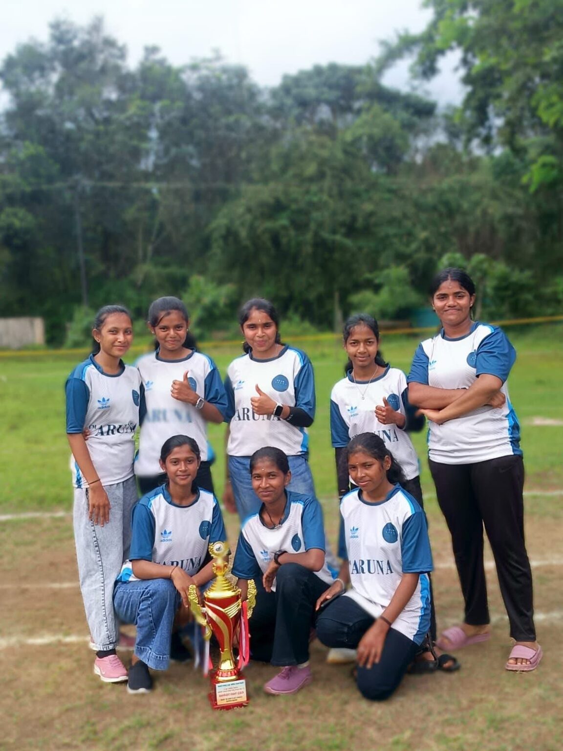 ಜಿಲ್ಲಾ ಮಟ್ಟಕ್ಕೆ ಆಯ್ಕೆಯಾದ ವಿದ್ಯಾರ್ಥಿನಿಯರು