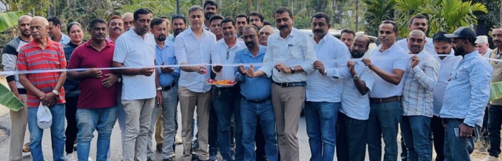 ಅಮ್ಮತ್ತಿ ಹಾಗೂ ಪಾಲಿಬೆಟ್ಟ ಭಾಗಗಳಲ್ಲಿ ಶಾಸಕ ಪೊನ್ನಣ್ಣನವರಿಂದ ರಸ್ತೆಯ ಲೋಕಾರ್ಪಣೆ