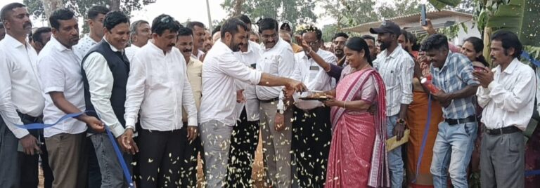 ಕಬಡಗೇರಿ ಕುಟುಂಬಗಳಿಗೆ ನಿವೇಶನ ಹಕ್ಕುಪತ್ರ ವಿತರಿಸಿದ ಶಾಸಕ ಡಾ.ಮಂತರ್ ಗೌಡ