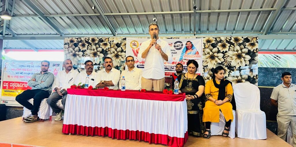 ರಕ್ತ ದಾನದ ಮೂಲಕ ಸರ್ವರೂ ಸಂಜೀವಿನಿಯಾಗಿ: ಶಾಸಕ ಎ ಎಸ್ ಪೊನ್ನಣ್ಣ