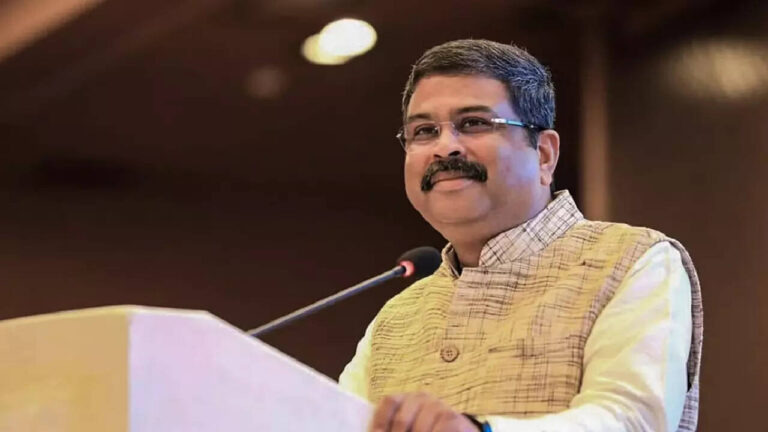 ನೀಟ್ ವಿವಾದದ ಬೆನ್ನಲ್ಲೇ ಧರ್ಮೇಂದ್ರ ಪ್ರಧಾನ ರಾಜೀನಾಮೆ