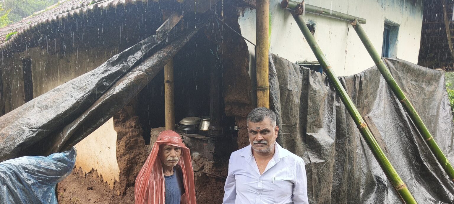 ಬಲ್ಲಮಾವಟಿ ಪೇರೂರು ಗ್ರಾಮದಲ್ಲಿ ಭಾರಿ ಮಳೆಗೆ ಅಡುಗೆಮನೆ ಗೋಡೆ ಕುಸಿದು ಹಾನಿ